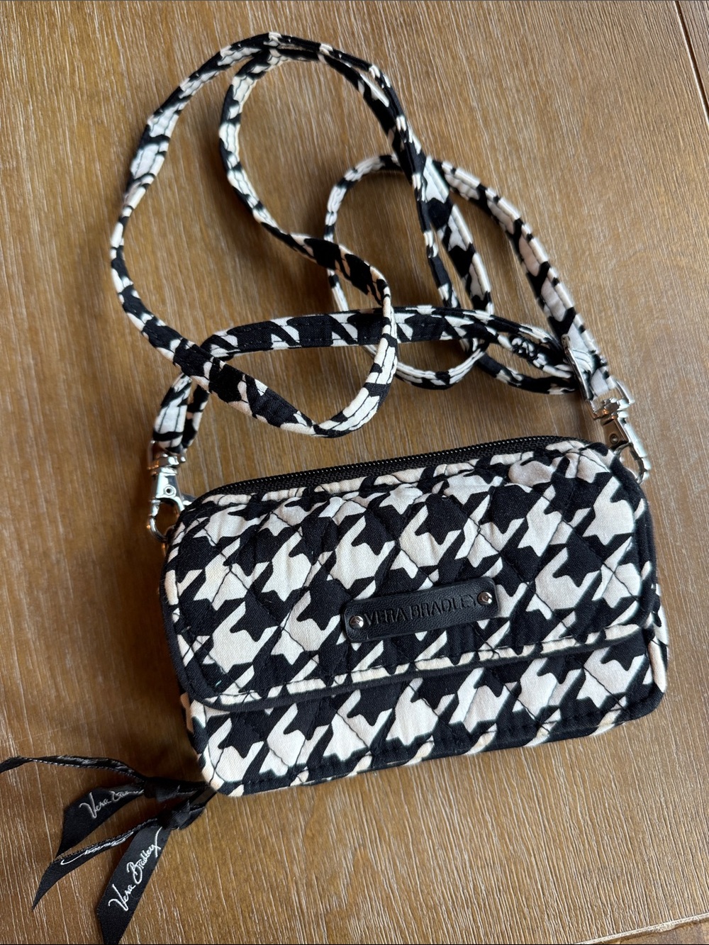 Vera Bradley Black & White Houndstooth Quilted Crossbody